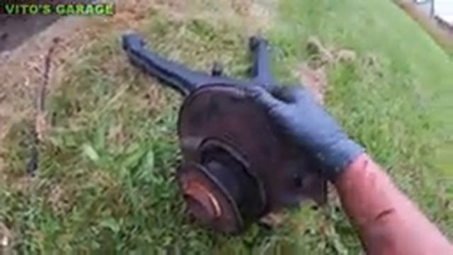 Rear Trailing Arm & Axle Replacement Mercedes W123 W115 W116 W126 смотреть онлайн