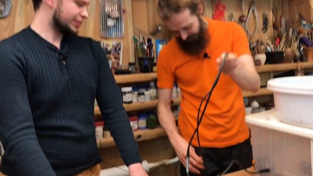 ? Как сделать Гончарный круг из Дрели за 1500 рублей! Медленное центрирование Волшебство керамики смотреть онлайн