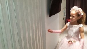 ИГРАЕМ В ПРЯТКИ!! ШКОЛА или ИГРА?! София Прекрасная ПРОТИВ Камилы! Играем в Прятки