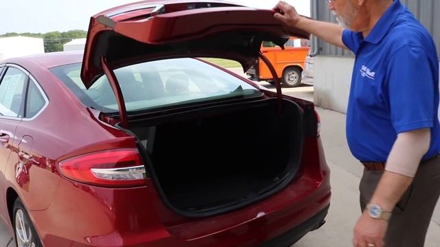 2019 Ford Fusion SEL | Pre-Owned of the Week смотреть онлайн