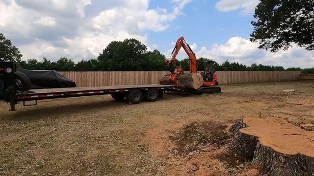 Loading a 9,000 pound log & hauling it to the mill ?? смотреть онлайн