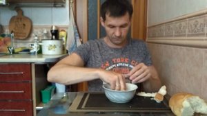 Дедовская насадка для ловли карася из хлеба. Простая насадка для ловли карася, карпа, леща