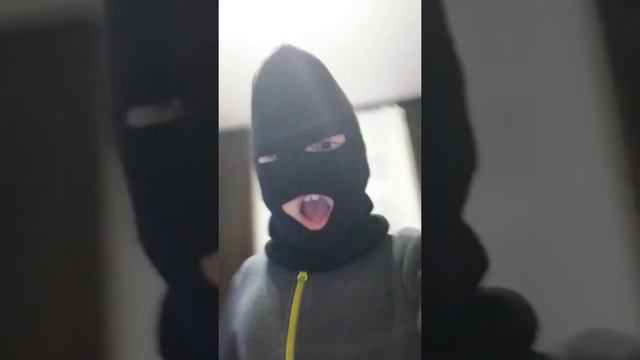 делаем кувырки на полу смотреть онлайн