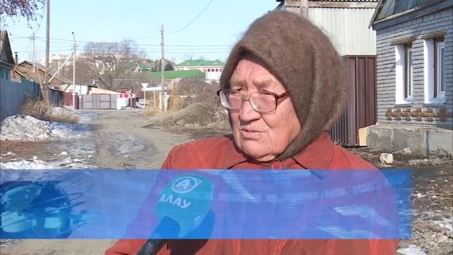 В Костанае интенсивно начал таять снег. Коммунальщики откачивают воду во дворах населения смотреть онлайн