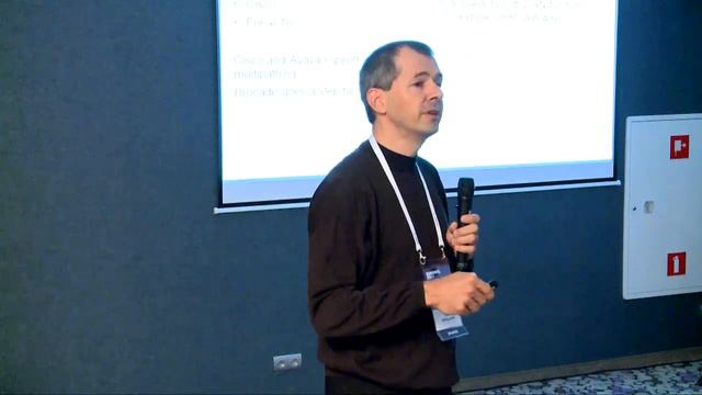 EuroNOG 2011: "Data Center Fabrics: beyond the hype and marketecture" by Ivan Pepelnjak смотреть онлайн