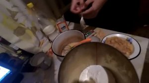 Эксперимент: готовим пирог из потемневших бананов