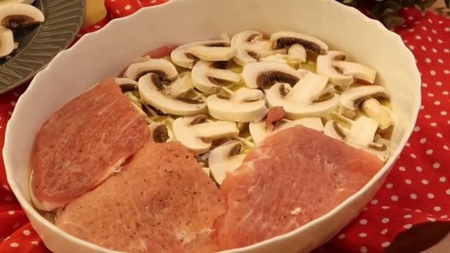 КРАСИВАЯ СЕРВИРОВКА СТОЛА??• МЯСО ПО-ФРАНЦУЗСКИ?• УБОРКА в ВАННОЙ??• КРУТЫЕ ОБНОВКИ?• Taisia S смотреть онлайн