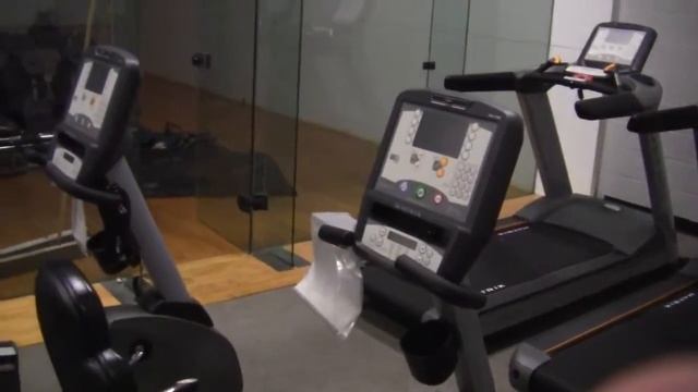Jefferson High School Cardio Equipment смотреть онлайн