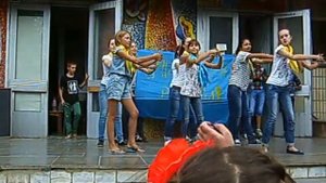 Патриотический флешмоб в лагере "Лесной", 4 отряд 3 смена (Смотреть всем!!! )