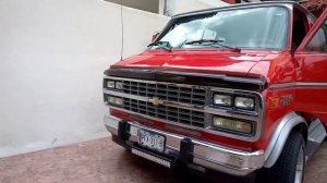 Hermosa Chevy Van G20 V8 5.7L #chevrolet