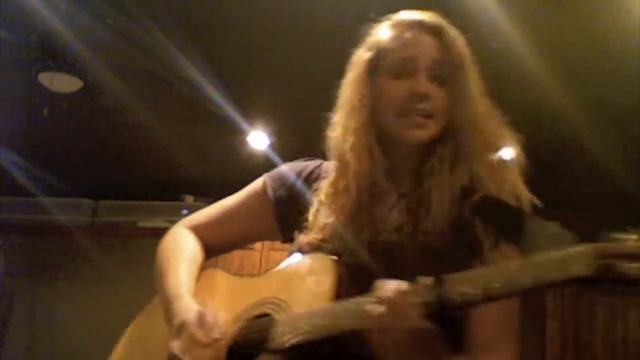 Nikki Minaj Super Bass cover acoustic Jessica Green смотреть онлайн