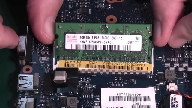 Dell Inspiron Mini 10v, 2GB memory upgrade. смотреть онлайн