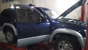 Как прокачать пустую рулевую рейку .