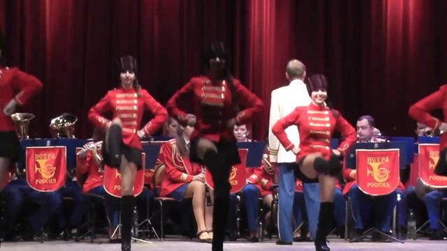 Истринский Духовой оркестр и Ансамбль мажореток "Moscau" смотреть онлайн