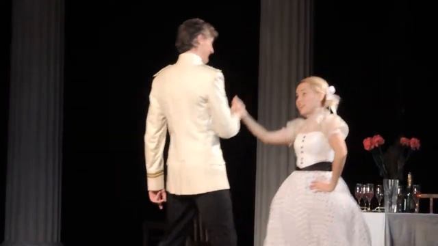 Дуэт Зиночки и Генки. Из оп-ты К.Листова "Севастопольский вальс" Елизавета Олисова и Антон Олейнико смотреть онлайн