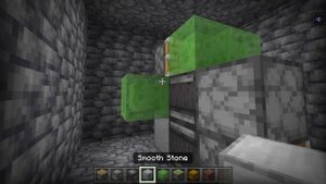 Automatic Diamond Mining Machine in Minecraft Bedrock 1.18!