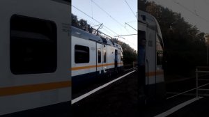 Электропоезд ЭП2Д-0112 сообщением Можайск-Дмитров отправляется со станции Сушкинская. МДЦ-1
