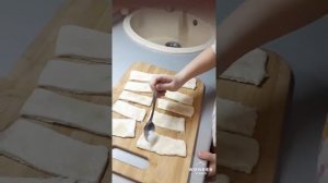 Язычки из покупного слоеного теста