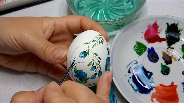 Роспись пасхальных яиц акварелью / Красим яйца на пасху