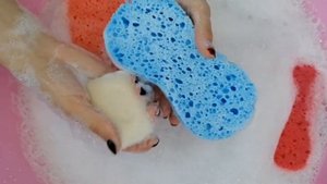 АСМР Детское мыло и много пены ? Намыливание мыла, губки и пена ? ASMR Soap foam ?