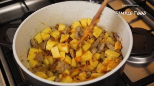 Жаркое с тыквой / Обед за 30 минут / Мясо с тыквой и картошкой