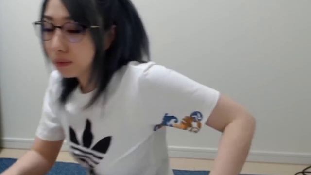 kson's something is standing смотреть онлайн