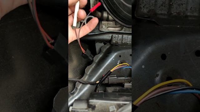 Замена штатных галогенок на диодные лампы dawnknight k8c Chevrolet Malibu 2020г смотреть онлайн