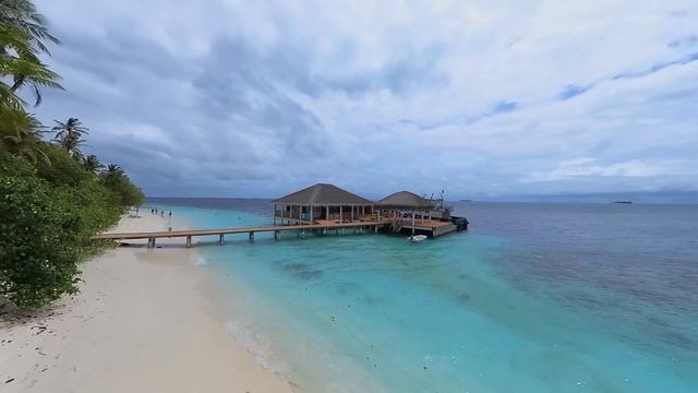 Dreamland The Unique Sea & Lake Resort Spa Malediven 2023 смотреть онлайн