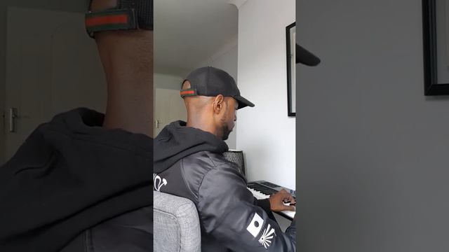 Piano Vs House Music - Jaffa смотреть онлайн