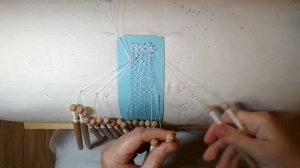 Плетение кружев парной техники. Урок 6 .Кружево-край с мыском "Павлинка"