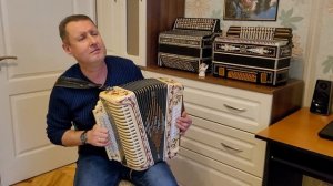 Паша гармонист - На перроне нежный голос твой