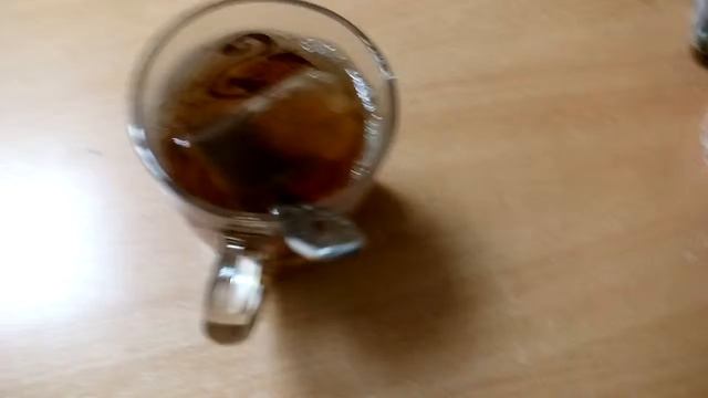 Лайфхак при заварки чая. смотреть онлайн