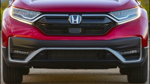 Интерьер и экстерьер Honda CR-V Hybrid Touring 2020 года.