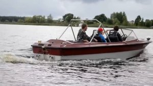 Катер Борей V8 Power