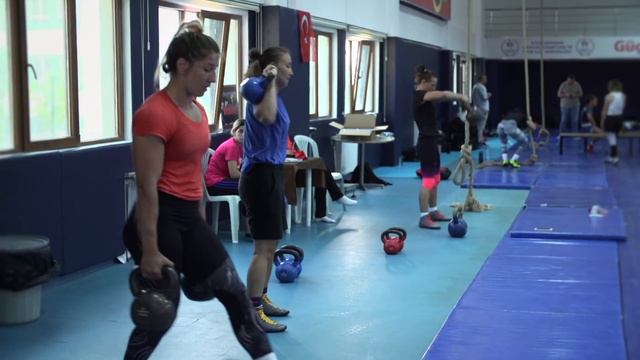 Milli Güreşçimiz Yasemin Adar 2018 Mustafa V. Koç Spor Ödülü’nün Sahibi смотреть онлайн