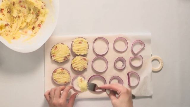 Фаршированные луковые кольца: рецепт