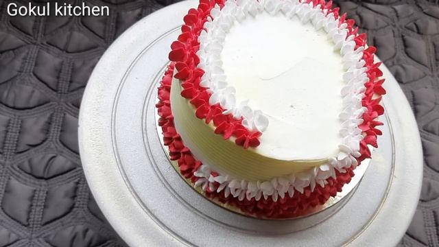 देशी जुगाड़ से सजाये cake.New Easy Trick for cake decoration. Trending Birthday Cake decoration