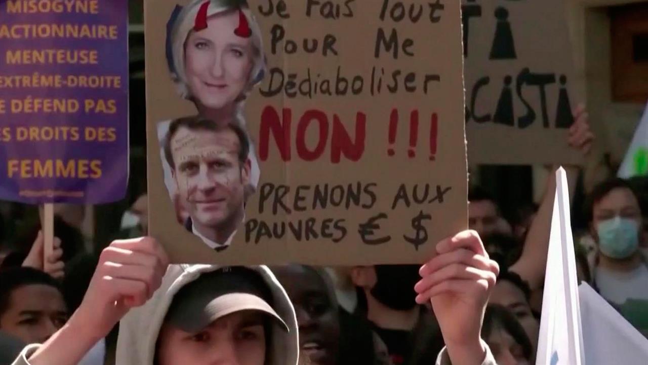 Во Франции проходят многотысячные акции против кан...резиденты, которые прошли во второй тур выборов