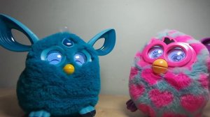 Веселое Общение между Furby connect и Furby boom. Вики Сара