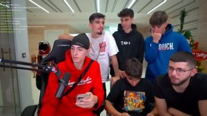 YoSoyPlex Reacciona a Los Tik Tok de Su Hermana...