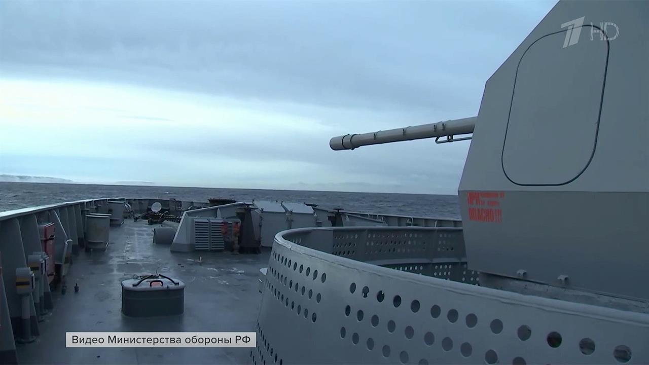 Внимание мира приковано к российскому фрегату "Адмирал Горшков" и новейшему оружию на его борту