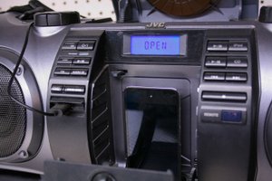 JVC Kaboom RV-NB70B Stereo Radio - Boombox - Great Sound!-произведён в Китае--МАРТ 2011 год.
