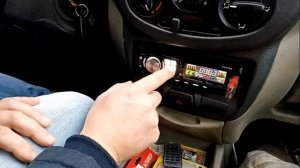 Автопроигрыватель Centek CT-8113 одна из дешевых магнитол с блютузом