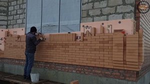 Кирпичная кладка как правильно и легко разметить диагональный угол для окантовки окна