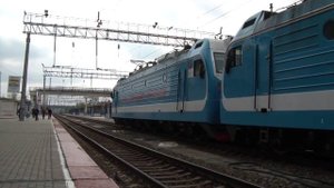 Электровозы ЭП1М-639 и ЭП1М-605