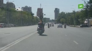 Рев моторов и виражи на дорогах. В Челябинске открыли мотосезон