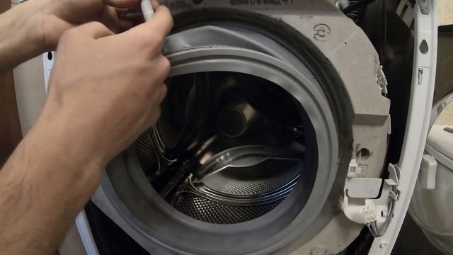 #Poradnik: Wymiana fartucha w pralce Bosch Serie 4 VarioPerfect ? Naprawa wycieku z drzwi pralki смотреть онлайн
