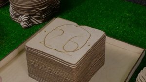 Лазерный станок по дереву и фанере WATTSAN 0503 - изготавливаем многослойный бюст из фанеры