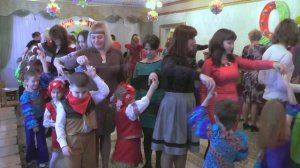 Вход на утренник 8 Марта 2015 в старшей группе.Муз. рук. Максюта Г. В.