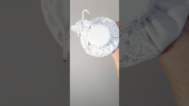 Брошь-заколка Шляпка с зонтиком